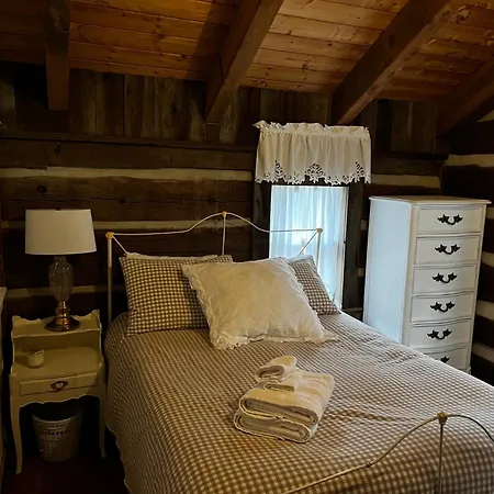 Altamont Lodge
